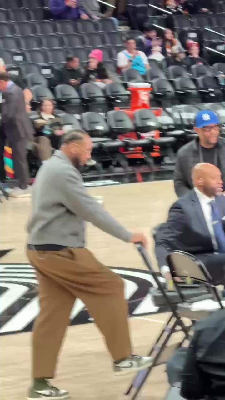 开云体育网页版-大腕云集！小吧直击：麦迪&amp;卡特&amp;甜瓜担任开拓者VS太阳解说！